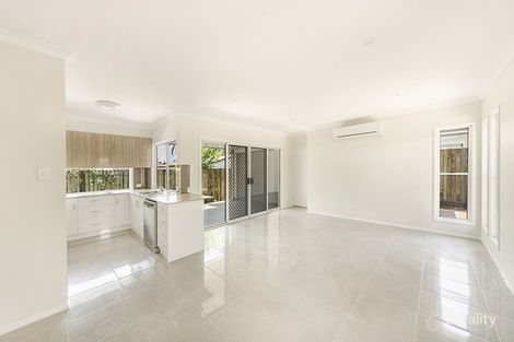 Property photo of 2/5A Hughes Street Centenary Heights QLD 4350