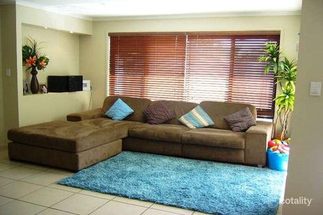 Property photo of 32 Riveroak Way Sippy Downs QLD 4556