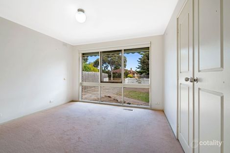 Property photo of 30 Hallifax Street Seaford VIC 3198