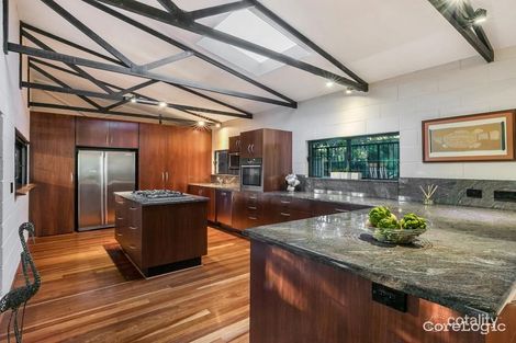 Property photo of 32 Rowena Street Kenmore QLD 4069