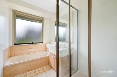 Property photo of 30 Hallifax Street Seaford VIC 3198