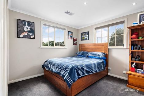 Property photo of 44 Huntingtower Crescent Mount Waverley VIC 3149