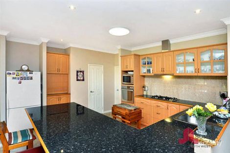 Property photo of 45 Lofthouse Drive Leschenault WA 6233