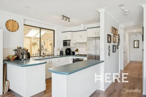 Property photo of 24 Arawa Place Craigie WA 6025