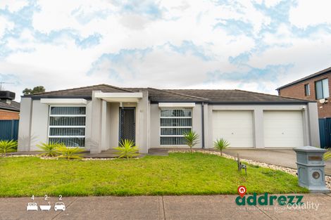 Property photo of 41 Mallee Circuit Pakenham VIC 3810