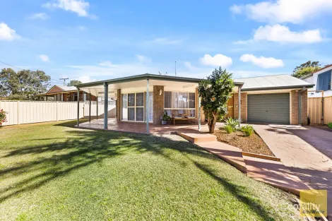 Property photo of 40 Riverview Street Emerald QLD 4720