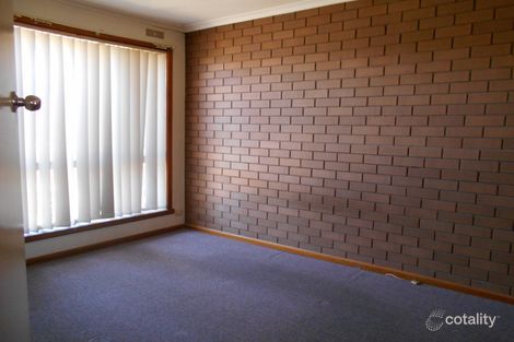 Property photo of 2/16 Symons Street Wendouree VIC 3355