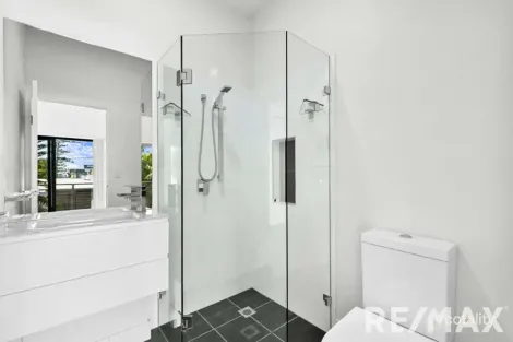 Property photo of 5/104 Torquay Road Scarness QLD 4655
