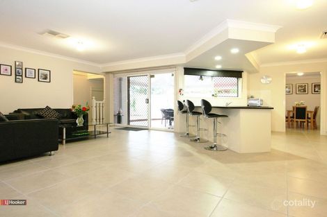 Property photo of 16 Lawson Place Forest Lake QLD 4078