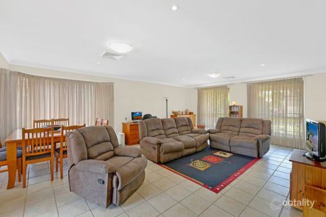Property photo of 5 Glider Road Wadalba NSW 2259