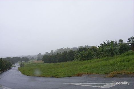 17 Robson St, Mooroobool, QLD 4870