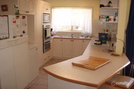 Property photo of 52 Magenta Square Amaroo ACT 2914