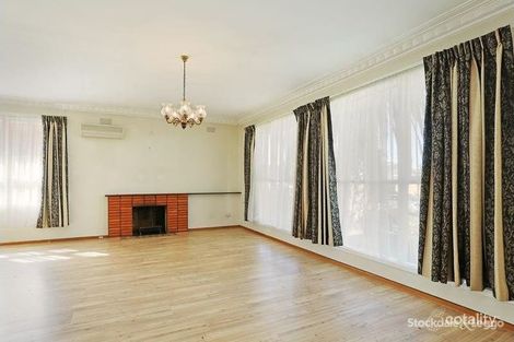 Property photo of 2 Forfar Road Hamlyn Heights VIC 3215