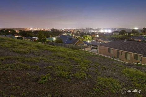 Property photo of 17 South Hidden Valley Circuit Beaconsfield VIC 3807