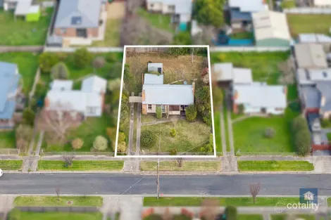 8 Stewart St, Colac, VIC 3250