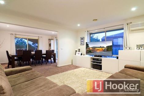 Property photo of 67 Jerilderie Drive Berwick VIC 3806