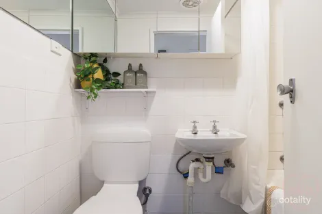 Property photo of 11B/62 Wattle Street Lyneham ACT 2602