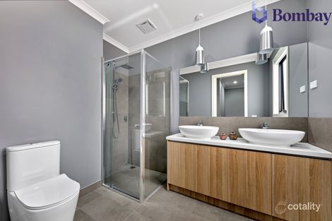 Property photo of 12 Corrimbla Avenue Wollert VIC 3750