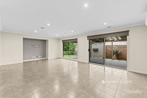 Property photo of 4 Blaxland Crescent Warragul VIC 3820