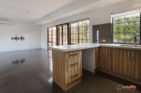 Property photo of 2/8 Caledonian Avenue Maylands WA 6051