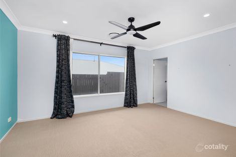 52 Mcmonagle Cres, Bellbird Park, QLD 4300