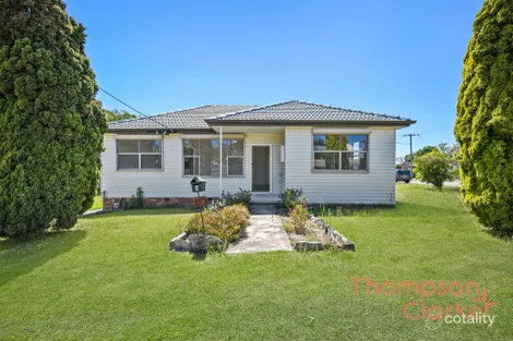 1 Hartzer Pl, Tarro, NSW 2322