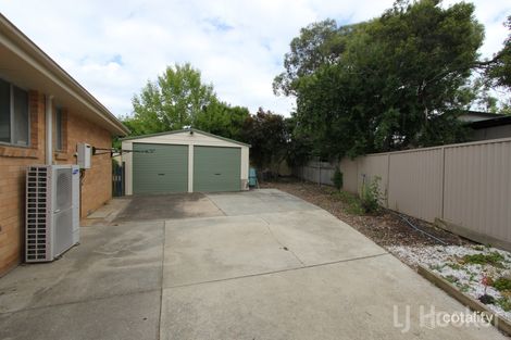Property photo of 21 Montebar Row Karabar NSW 2620