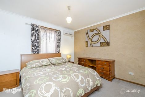 Property photo of 16 Eva Court Seabrook VIC 3028