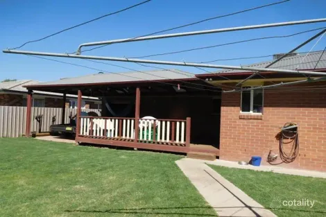 Property photo of 81 Veale Street Ashmont NSW 2650