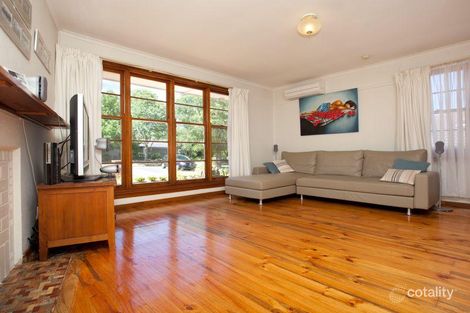 Property photo of 10 Barron Street Deakin ACT 2600