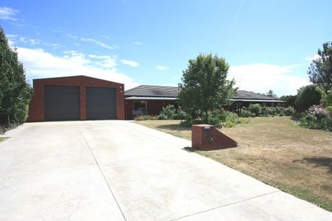 Property photo of 1 Joseph Court Alfredton VIC 3350