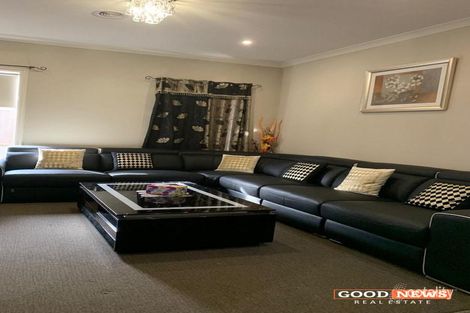 Property photo of 37 Basinview Drive Tarneit VIC 3029
