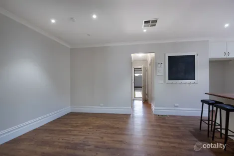 Property photo of 6 Rowcliffe Street Quarry Hill VIC 3550