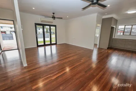 Property photo of 10 Fraser Street Ingham QLD 4850
