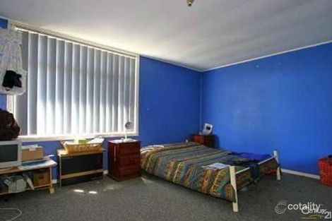 Property photo of 21 Barellan Avenue Dapto NSW 2530