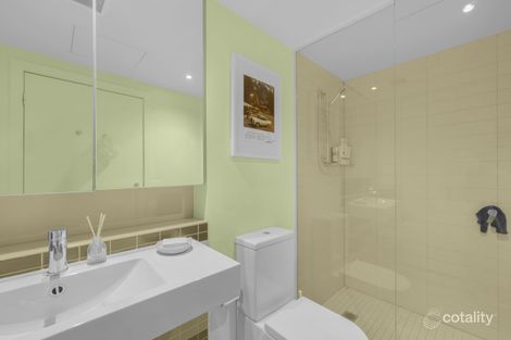 Property photo of 1F/8 Waterside Place Docklands VIC 3008