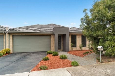 Property photo of 94 Broderick Road Carrum Downs VIC 3201