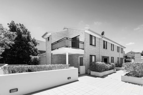 Property photo of 2/60-64 Merton Street Sutherland NSW 2232