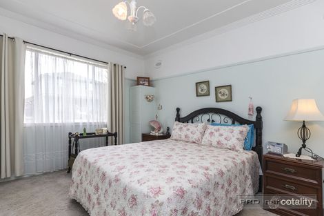 Property photo of 9 Woodlands Avenue New Lambton NSW 2305