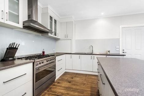 Property photo of 1 Bluebell Crescent Gowanbrae VIC 3043