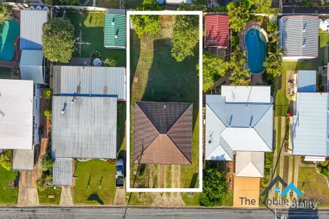 20 Loveanius St, Silkstone, QLD 4304