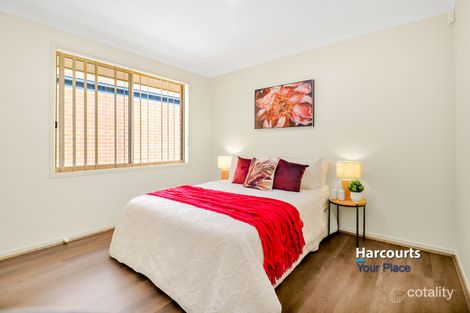 Property photo of 19 Taradale Drive Ropes Crossing NSW 2760
