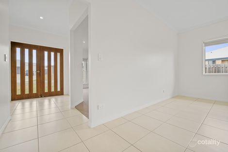 Property photo of 16 Bellbird Circuit New Auckland QLD 4680