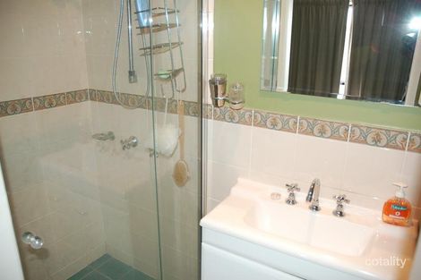 Property photo of 11 Redleaf Street Mansfield QLD 4122