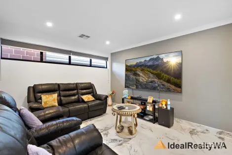 Property photo of 18 Desert Pea Loop Piara Waters WA 6112