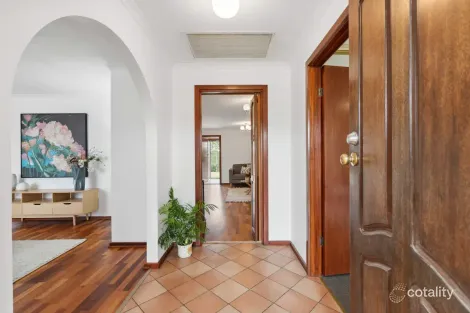 Property photo of 9 Simon Court Aberfoyle Park SA 5159
