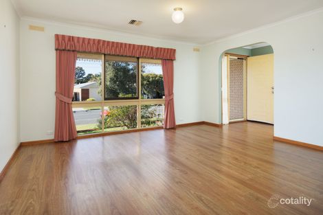Property photo of 11 Gayview Drive West Wodonga VIC 3690