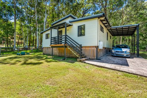 21 Wentworth St, Russell Island, QLD 4184
