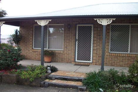 8 Lusitania St, Newtown, QLD 4305