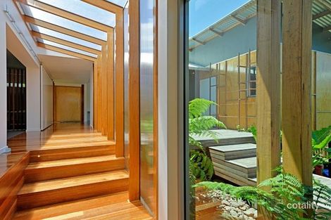 Property photo of 76 Tranters Avenue Camp Hill QLD 4152